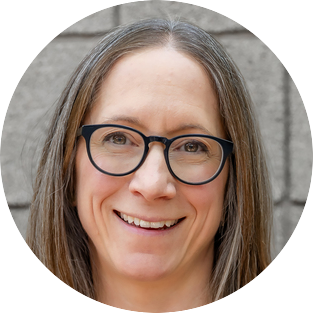 Erin Bagdall headshot